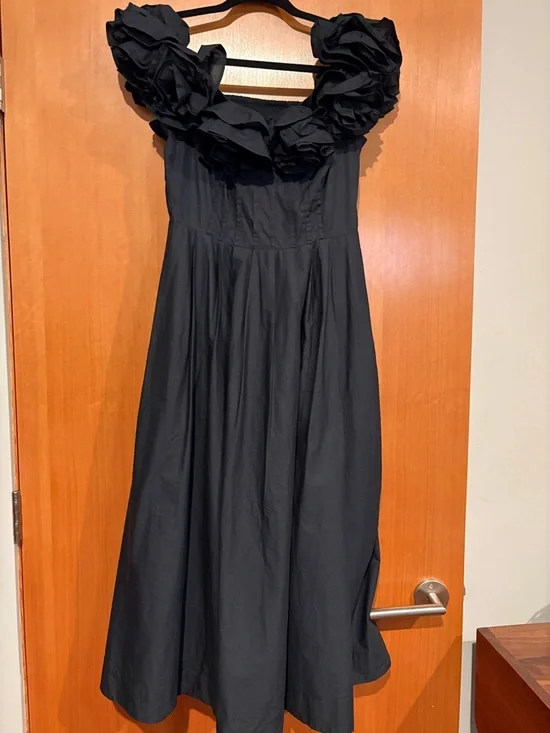 Maeve The Corina Ruffled Off-Shoulder Midi Dress - Picture 6 of 8